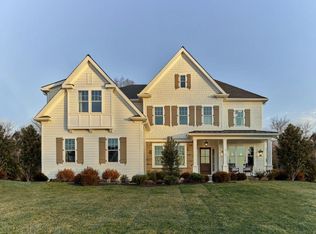 39 Old Covered Bridge Rd, Newtown Square, PA 19073