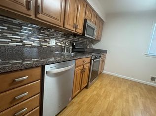 6718 Chestnut Oak Ln, Warrenton, VA 20187