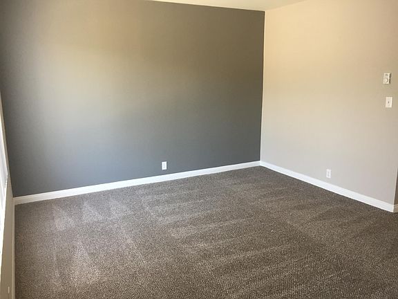 4th image of 271 Molino Ave #17