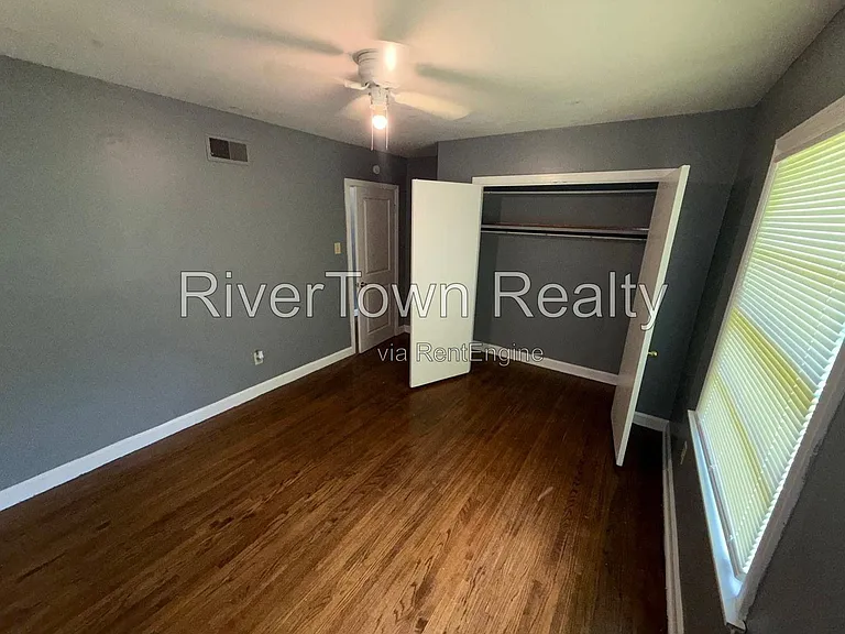 1922 Saint Elmo Ave — Photo 13