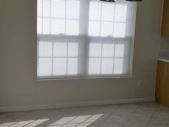 4th image of 7720 Oliver Park Dr