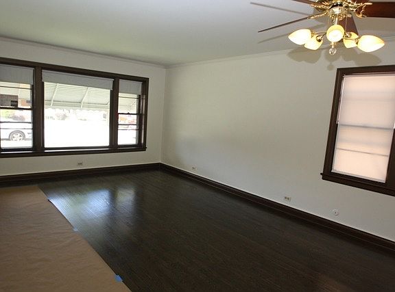 4th image of 4919 N Nashville Ave