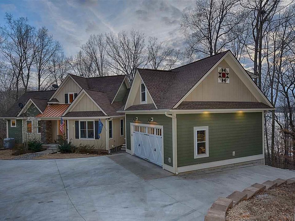 1st image of 843 Wheaton Way