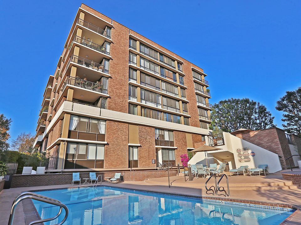 1st image of 211 S Spalding Dr #103S