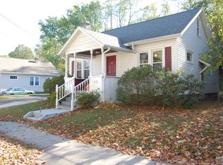 40 Pershing Dr, Scotia, NY 12302