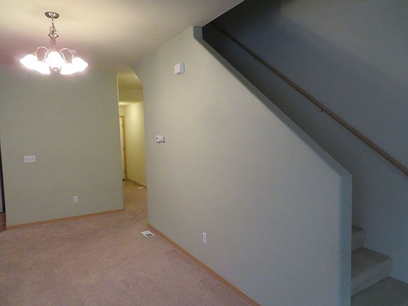 5th image of 2125 Bobs Hollow Ln Unit B