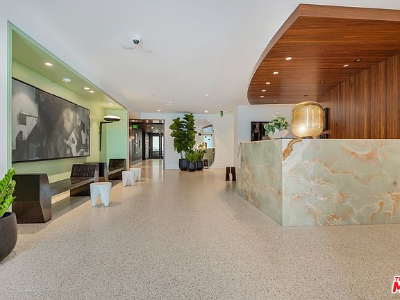 4th image of 10777 Wilshire Blvd #301