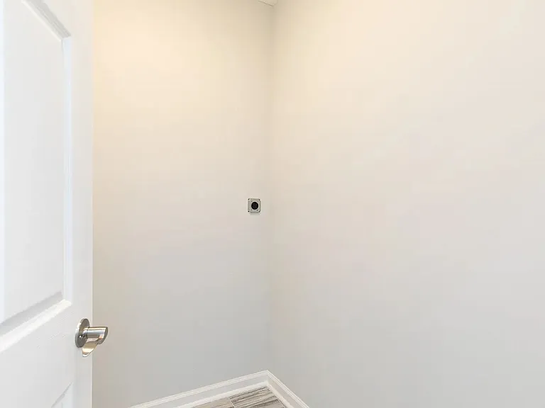 2085 Browns Mill Rd SE — Photo 25