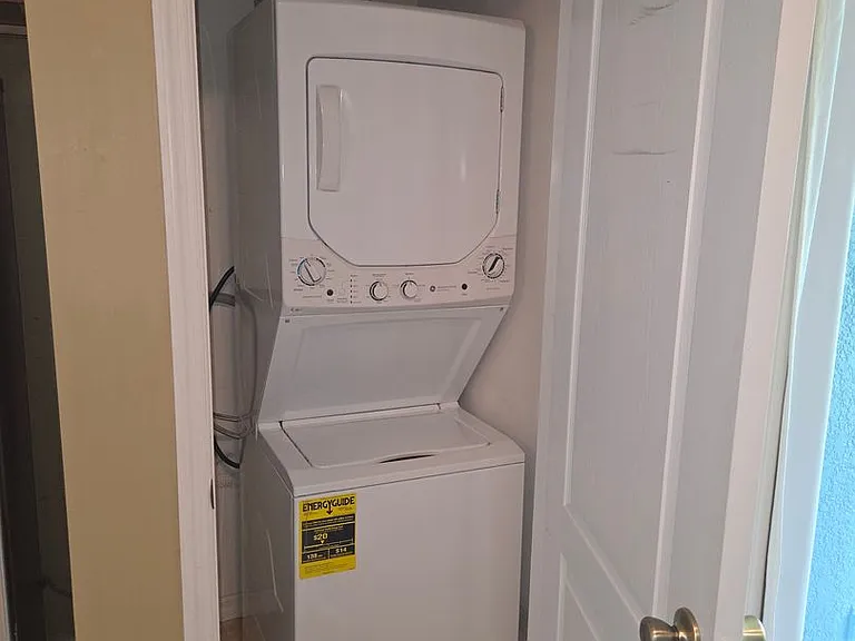 122 Wilton Cir — Photo 10