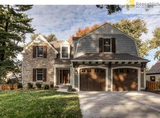 8128 Lee Blvd, Leawood, KS 66206