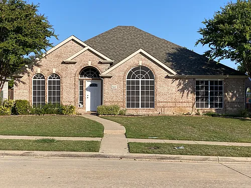 7612 Naples Ln Photo 1