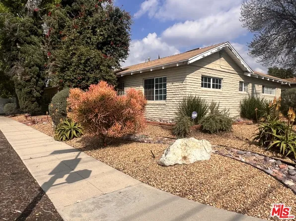 15957 San Fernando Mission Blvd, Granada Hills, CA 91344