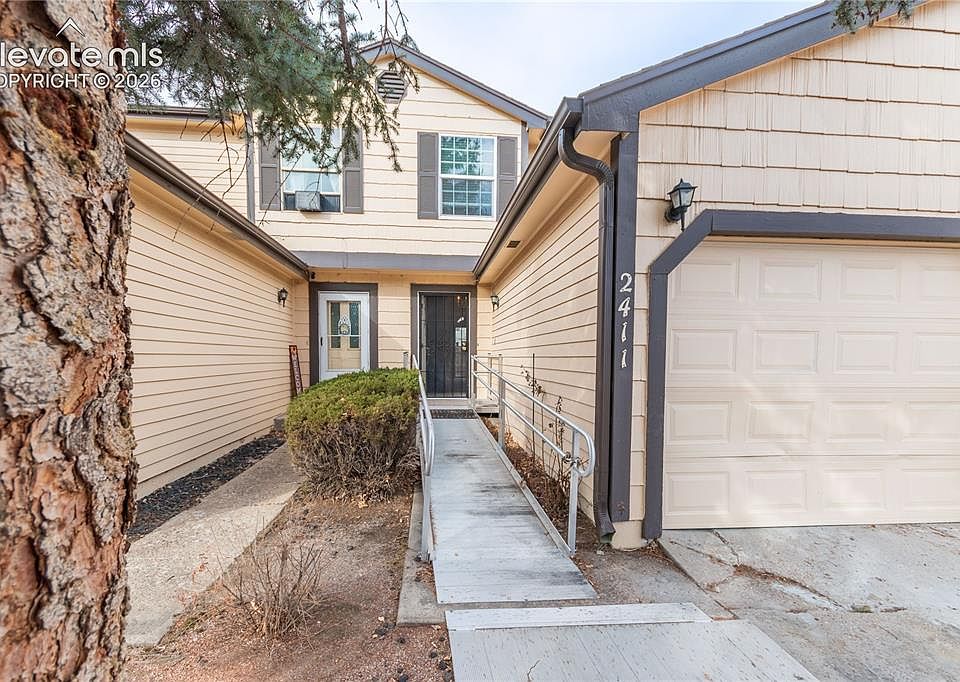 1st image of 2411 Lexington Village Ln