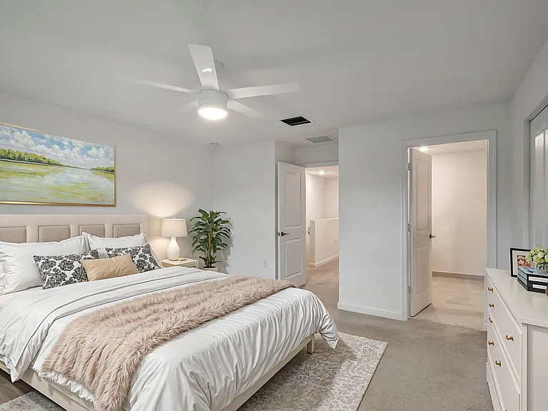 6851 Broadwater Ln — Photo 3