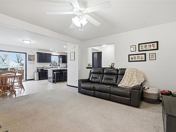 4th image of 1903 Rosehill Dr SW