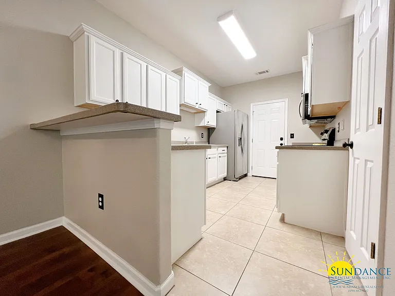133 Farrah Ave — Photo 4