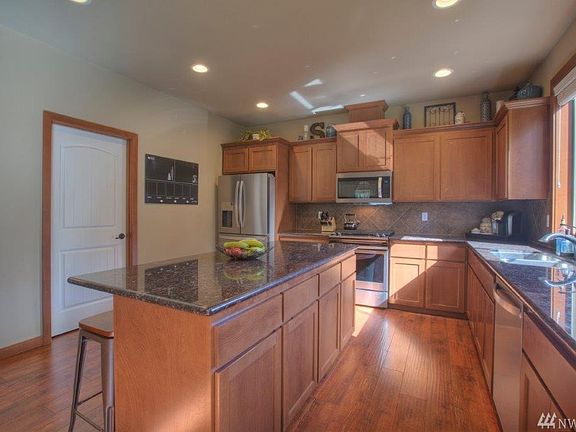 5th image of 8514 206th Street Ct E