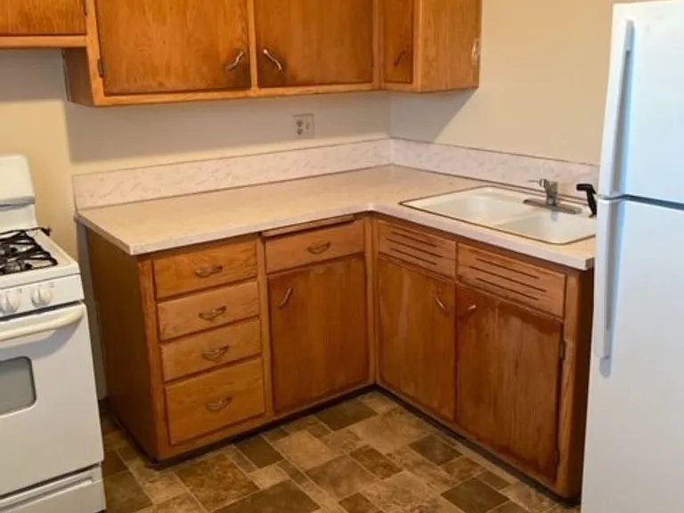 9015 W Thurston Ave — Photo 22