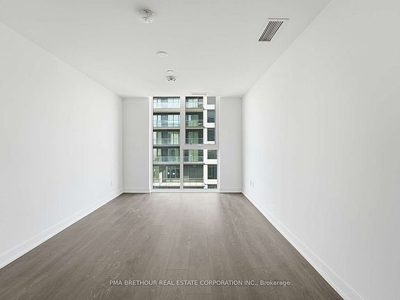 4th image of 370 Martha St #2508