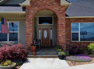 19927 Cottonwood Canyon Rd, Yakima, WA 98908