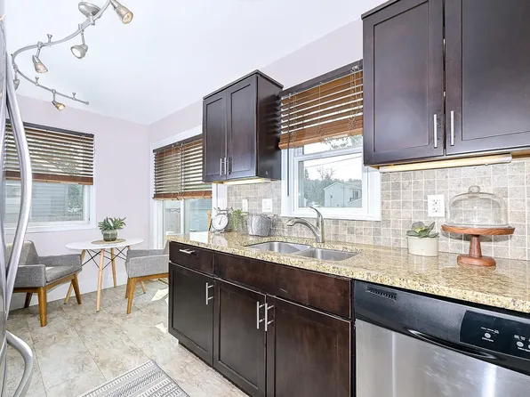 14 W Palm St, Duluth, MN 55811