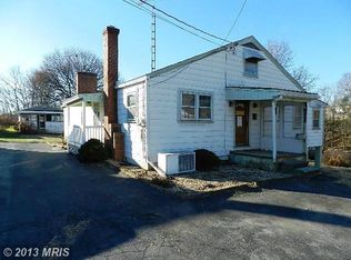 462 W 4th St, Waynesboro, PA 17268