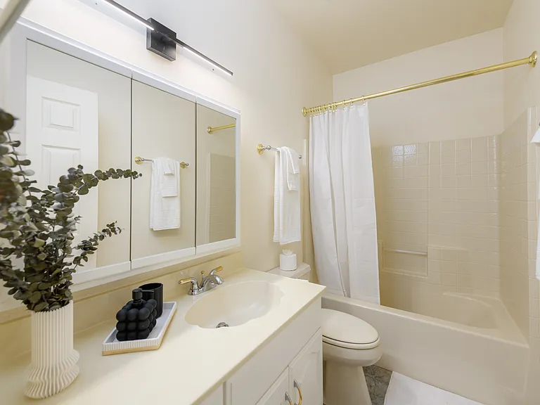 230 Red Rock Cove Dr — Photo 30