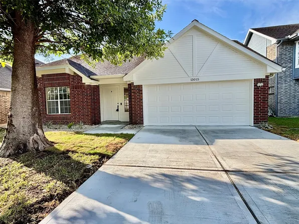 13015 Careywood Dr, Sugar Land, TX 77478