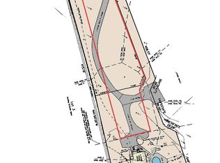 158 Dune Rd, Quogue, NY 11959