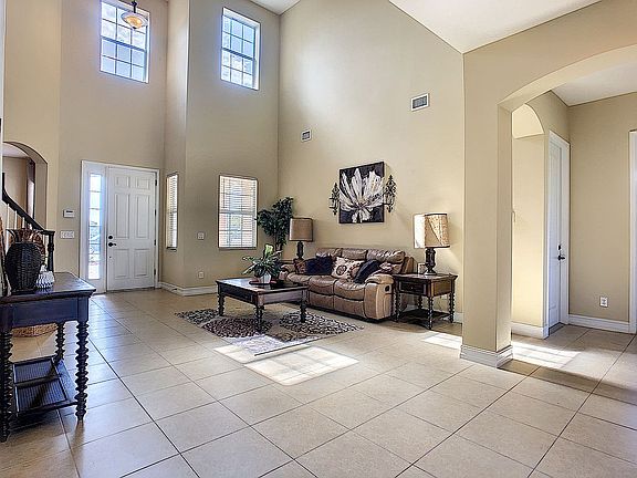 4th image of 3118 Cortona Dr