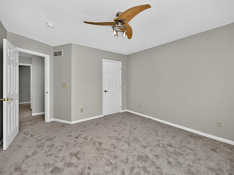 12130 Crestfield Ct — Photo 37