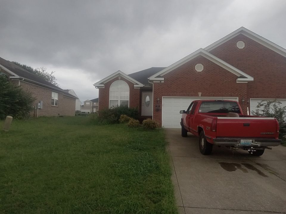 1st image of 575 Village Creek Dr