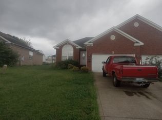 575 Village Creek Dr, Bowling Green, KY 42101