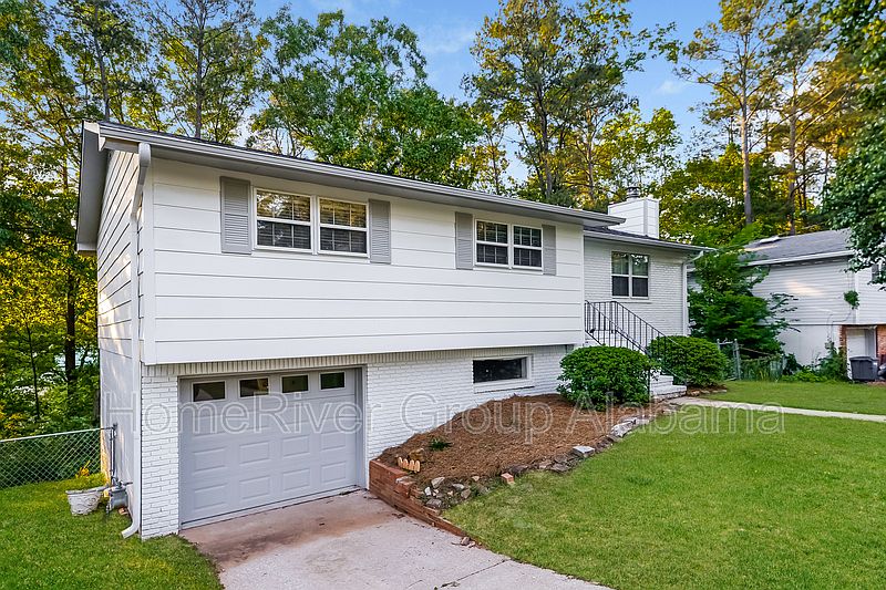 1st image of 5252 Goldmar Dr