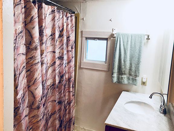 3rd image of 89 Berkeley St