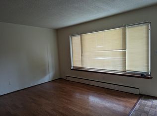 6033 California Ave SW APT 3, Seattle, WA 98136