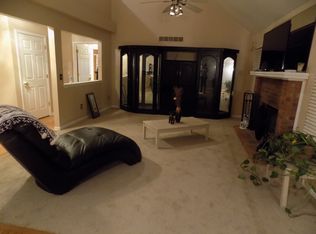 27392 Mill Creek Dr #81, Brownstown, MI 48183