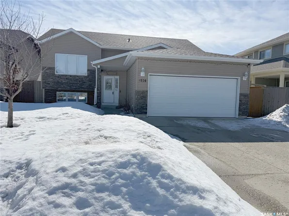 1526 Paton CRESCENT, Saskatoon, SK S7W 0C3