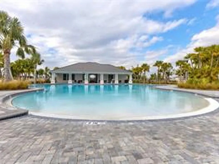 3137 Marine Grass Dr — Photo 45