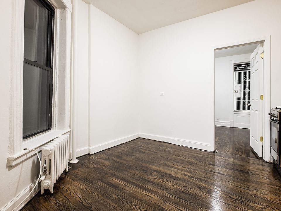1st image of 178 Thompson St APT 4C