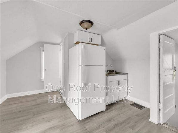 324 N Hardesty Ave APT 4