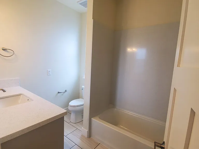 1963 Dogwood Dr — Photo 15