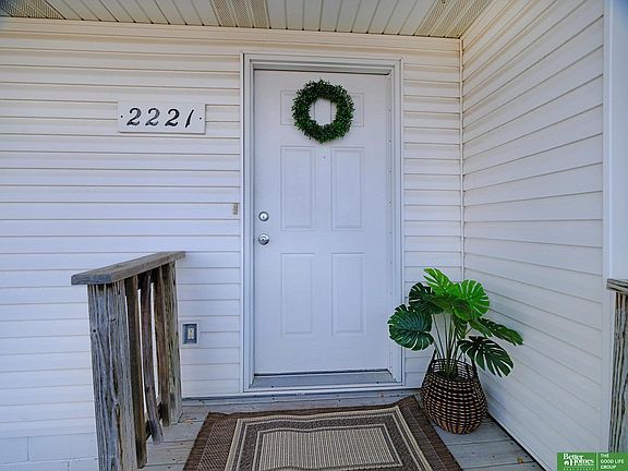 3rd image of 2221 & 1/2 Avenue D
