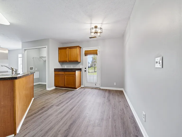 998 Tom Hailey Blvd — Photo 16