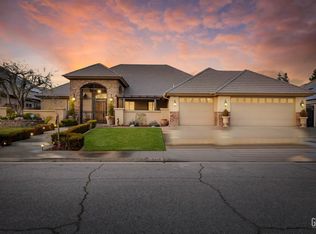 9240 Brunello Ct, Bakersfield, CA 93314