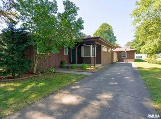 414 S Eaton St, Edinburg, IL