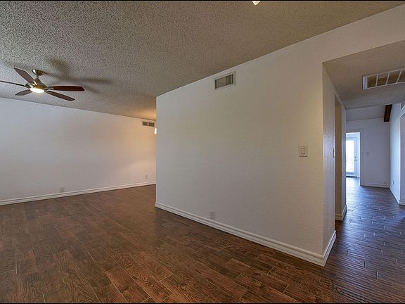 5th image of 167 Pinehurst Dr