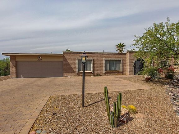 2nd image of 10701 E Calle Desierto