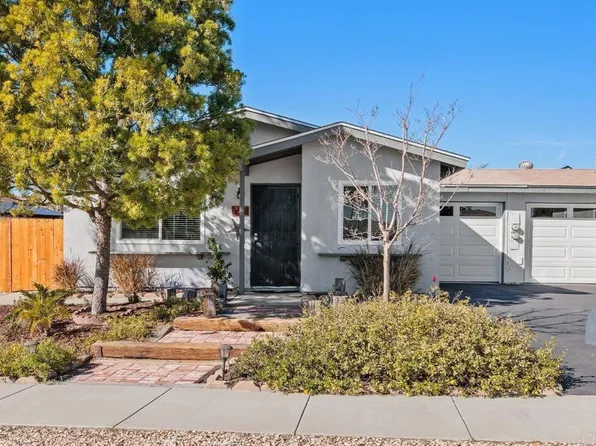 3662 Mira Pacific Dr, Oceanside, CA 92056