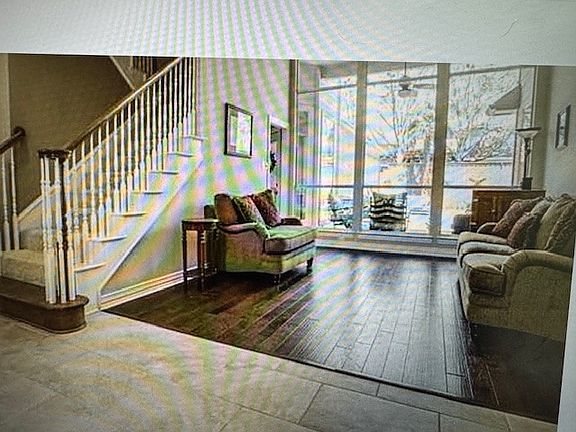 3rd image of 6333 Birchmont Dr